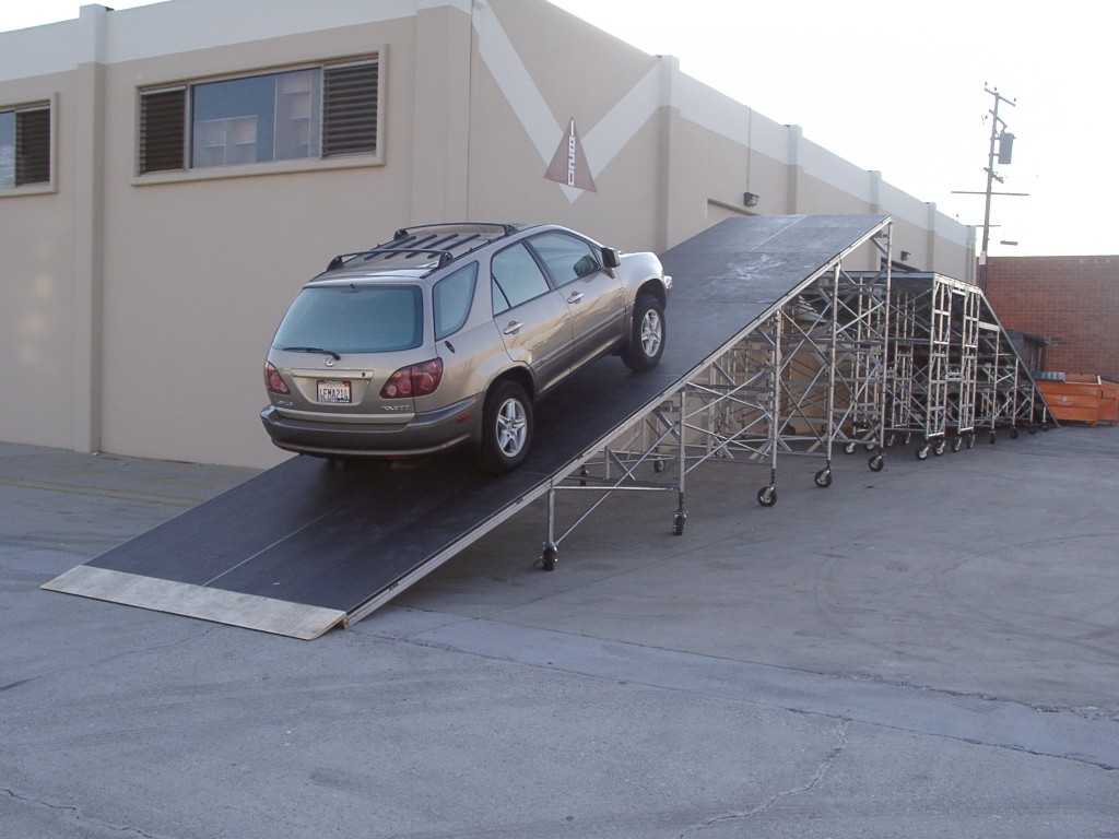 Using Stage CMDR’s Stages for Vehicle Ramps and Displays